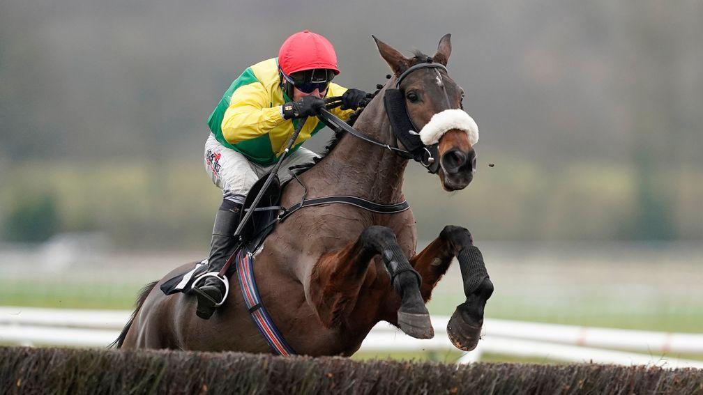 Magic Of Light wins the Listed mares' chase for the second year running