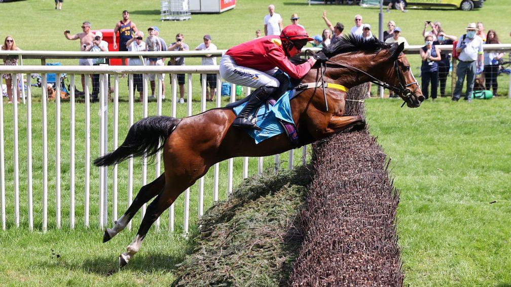 TONTO'S SPIRIT and Connor O'Farrell wins at Cartmel 02/06/21Photograph by Grossick Racing Photography 0771 046 1723