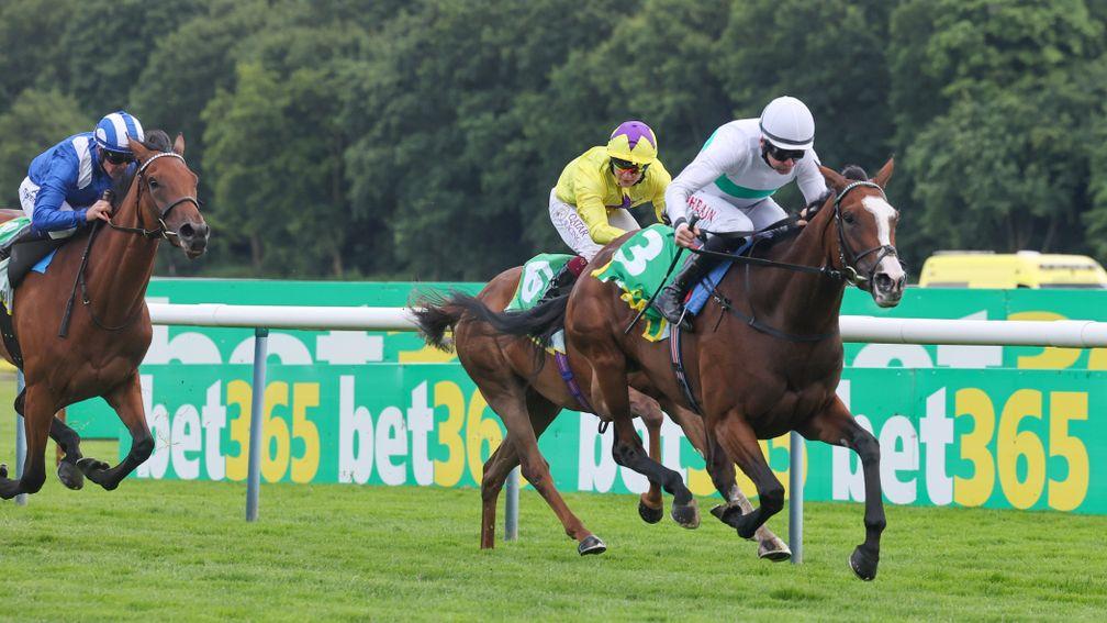 Free Wind clears away from her rivals once in the clear to land the bet365 Lancashire Oaks
