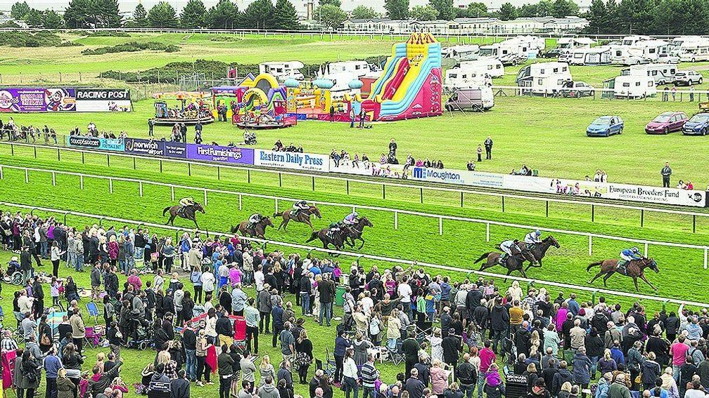 Yarmouth in August 2015, with children's entertainment. John Kimber says the course should have raced during the Easter holidays too