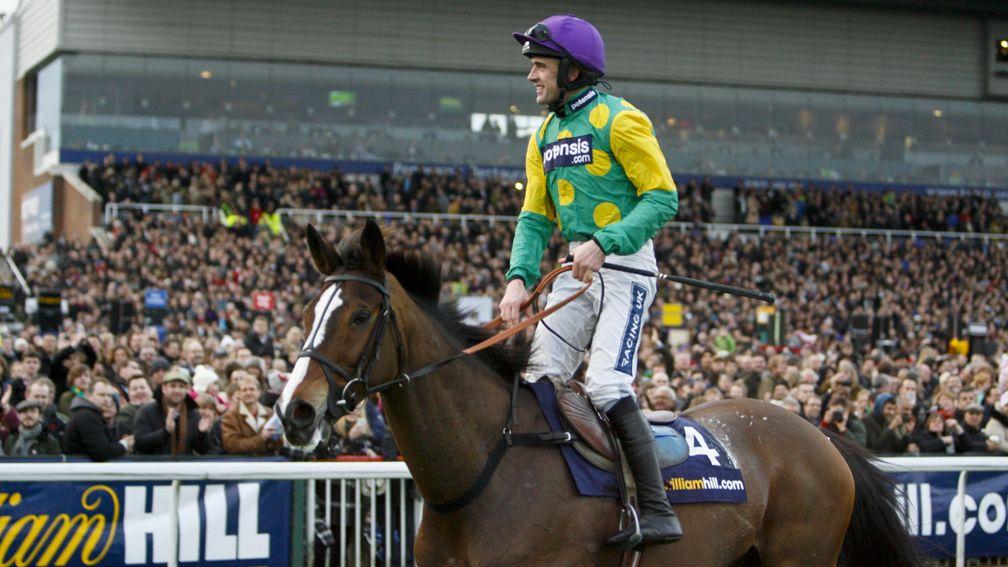 Kauto Star after his last victory in the 2011 King George