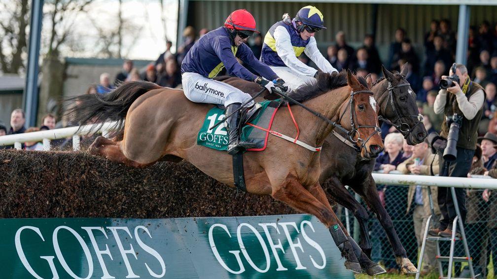 KILKENNY, IRELAND - JANUARY 27: Darragh O'Keeffe riding Longhouse Poet (red cap) clear the last to win The Goffs Thyestes Handicap Chase at Gowran Park Racecourse on January 27, 2022 in Kilkenny, Ireland. (Photo by Alan Crowhurst/Getty Images)