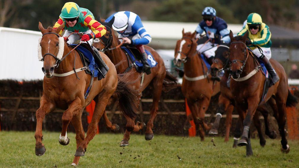 Same again, please: Lil Rockerfeller lands the Totepool National Spirit Hurdle at Fontwell in 2016