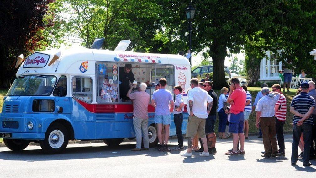 On a sweltering day at Fairyhouse, ice creams were as in strong demand as the store horses