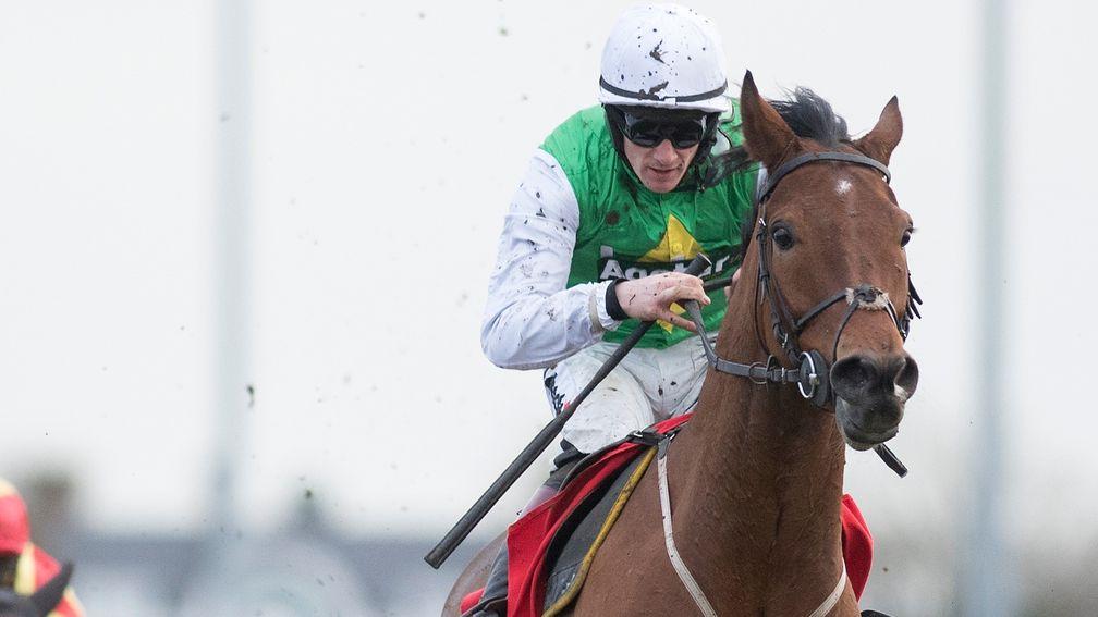 Tintern Theatre has winning recent form over the Kempton course and distance