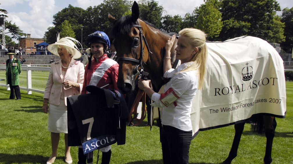 Patricia Thompson and Jimmy Fortune pose after Cheveley Park homebred Nannina's second Royal Ascot triumph in the 2007 Windsor Forest Stakes