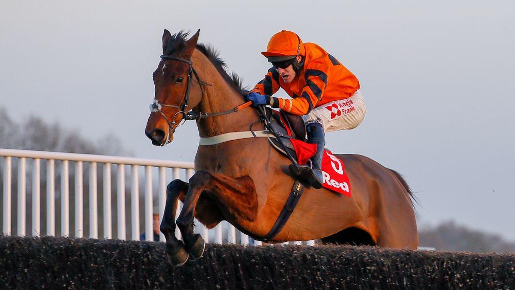 Thistlecrack puts in a flying leap under Tom Scudamore in the King George