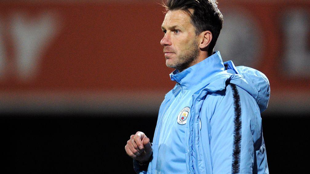 Gareth Taylor's Manchester City can go top of the Women's Super League
