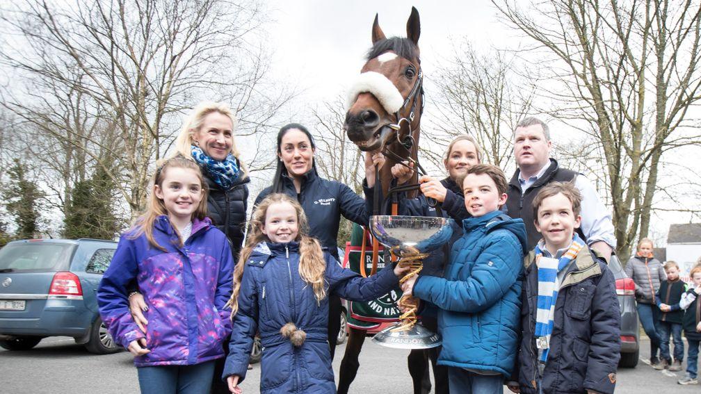 Winning team: (back row) Anita O'Leary, Karen Morgan, Louise Dunne, Gordon Elliott; (front) Ava O'Leary, Tianna O'Leary and Matt and Zack O'Leary with Tiger Roll