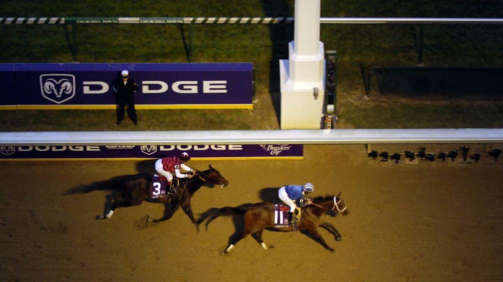 Bernardini goes down fighting to Invaspr in the Breeders' Cup Classic of 2006