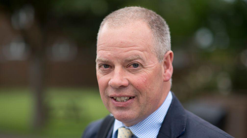 Clive Cox: win the Queen Mary with Heartache