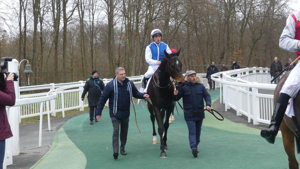 Junko and Maxime Guyon return after a comfortable comeback success in the Prix Darshaan ant Chantilly