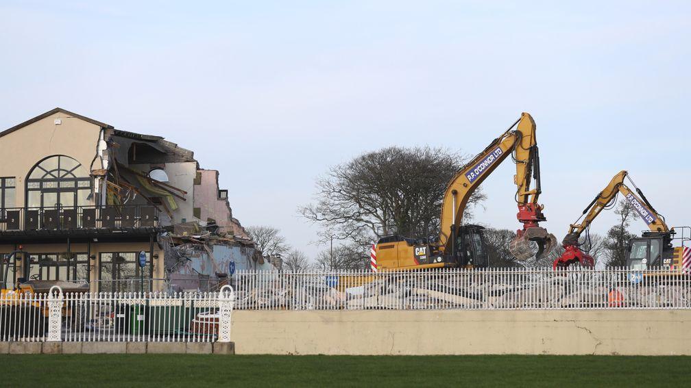 Demolition of the weighing room building The Curragh Photo: Patrick McCann 13.02.2017