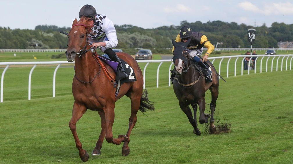 Economic Crisis wins the second of two handicaps at Musselburgh on Friday that had unacceptable overrounds