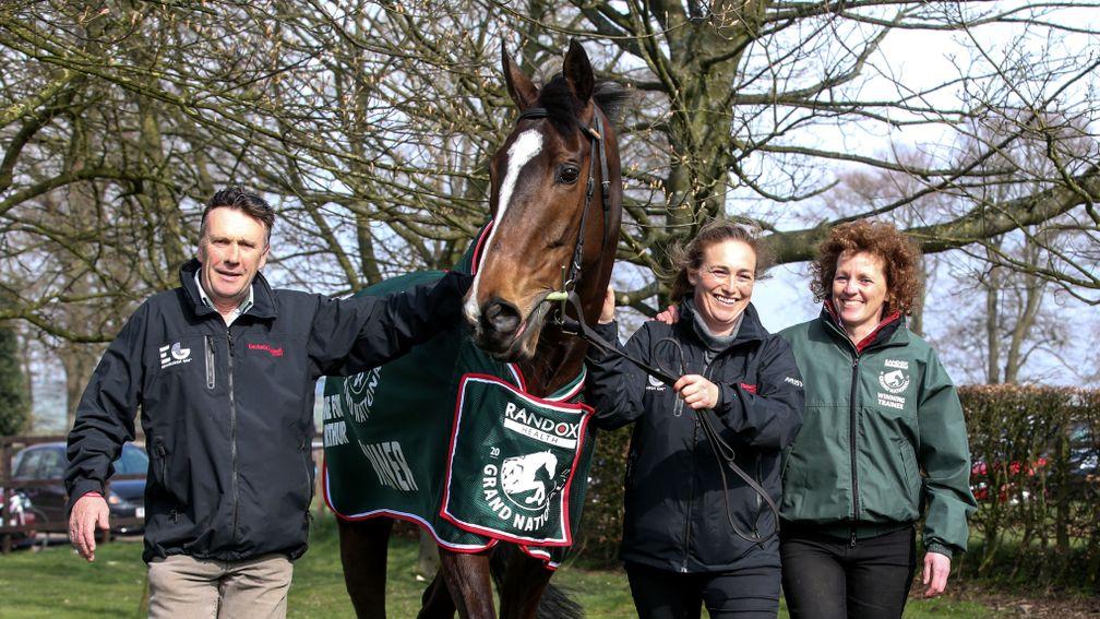 Peter Scudamore, groom Jaimie Duff and Lucinda Russell take a stroll with One For Arthur