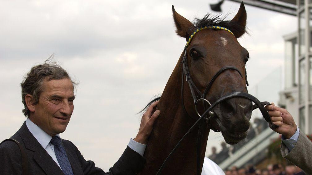 Luca Cumani and Falbrav after winning the Queen Elizabeth II Stakes at Ascot in a magnificent 2003