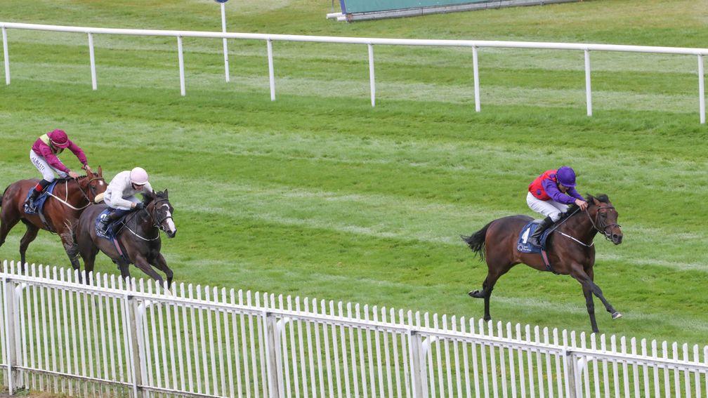 Cavalry Charge was far too good for his rivals in the Silver Ballyhane