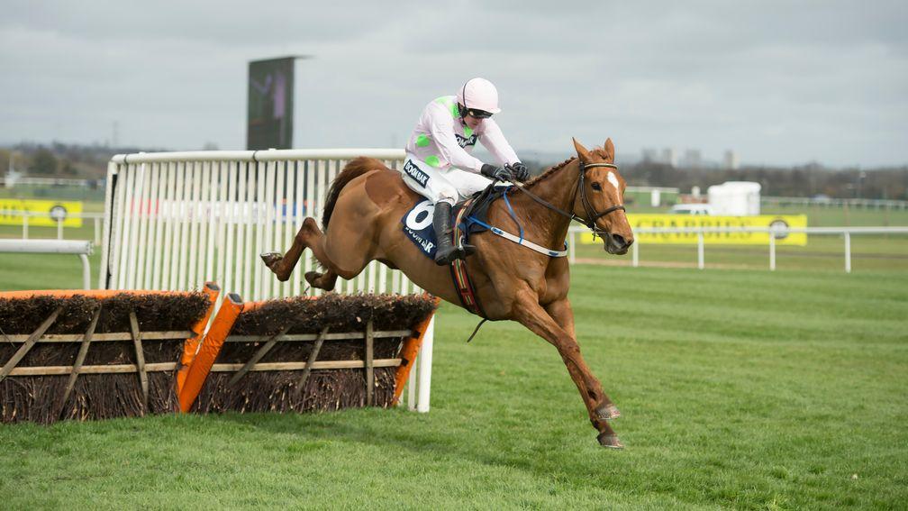 Annie Power out in splendid isolation in the Aintree Hurdle