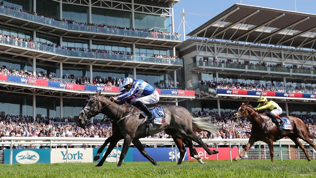 Shine So Bright: outbattles Laurens in a thrilling City of York Stakes