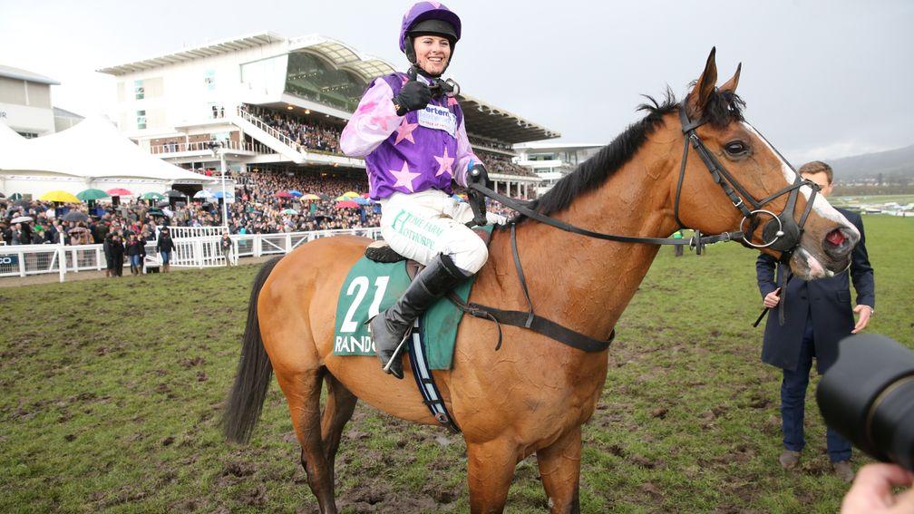 Bridget Andrews and Mohaayed after their County Hurdle victory in 2018