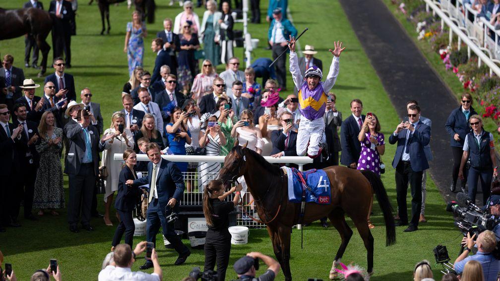Frankie Dettori pleases the Ebor day crowd with a flying dismount from Kinross