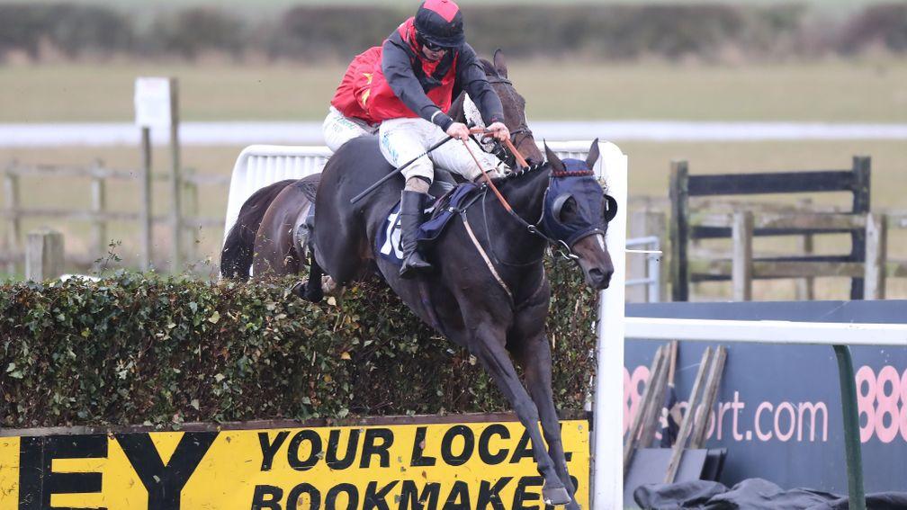 The Caller winning the Durham National at Sedgefield