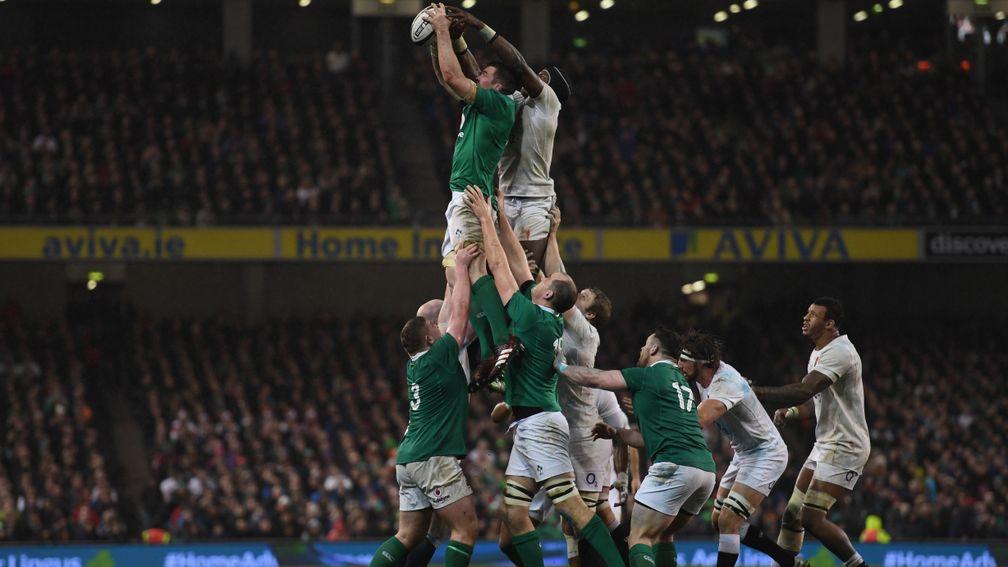 Bookmakers expect England and Ireland to be the main contenders for the Six Nations title