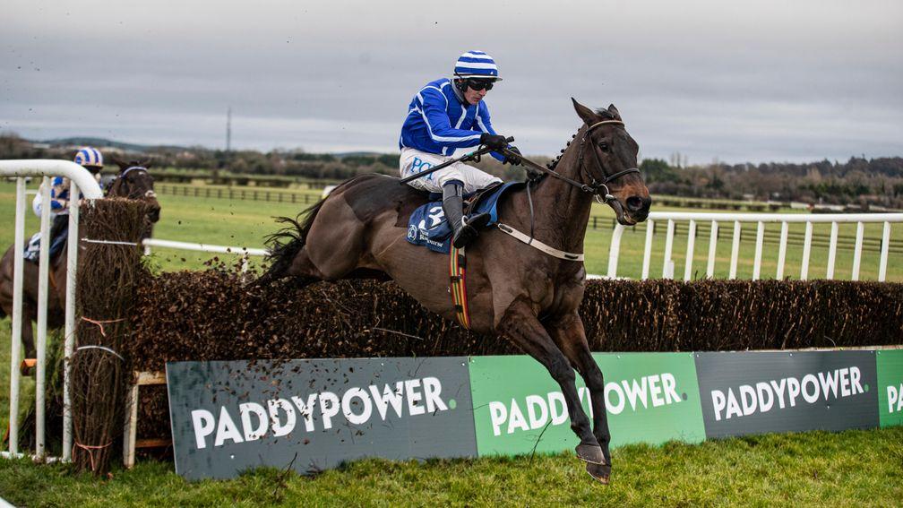 Energumene and Paul Townend land the 2m novice chase at Naas in most impressive fashion