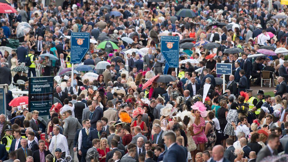 Racegoers flock to the track for St Leger day