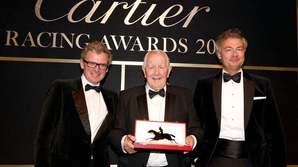 David Elsworth is the star of the show as he receives his special award from Laurent Feniou and Marcus Armytage