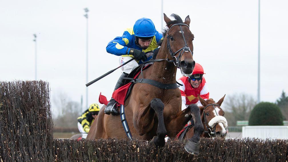 Shan Blue (Harry Skelton) leads over the last fence and beats The Big Breakaway (Robbie Power) in the Kauto Star Novices' ChaseKempton 26.12.20 Pic: Edward Whitaker/Racing Post