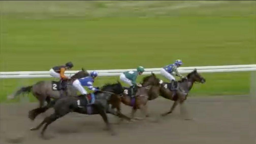 Oisin Murphy (black) holds Saatty back on the inside after initially leading when breaking well