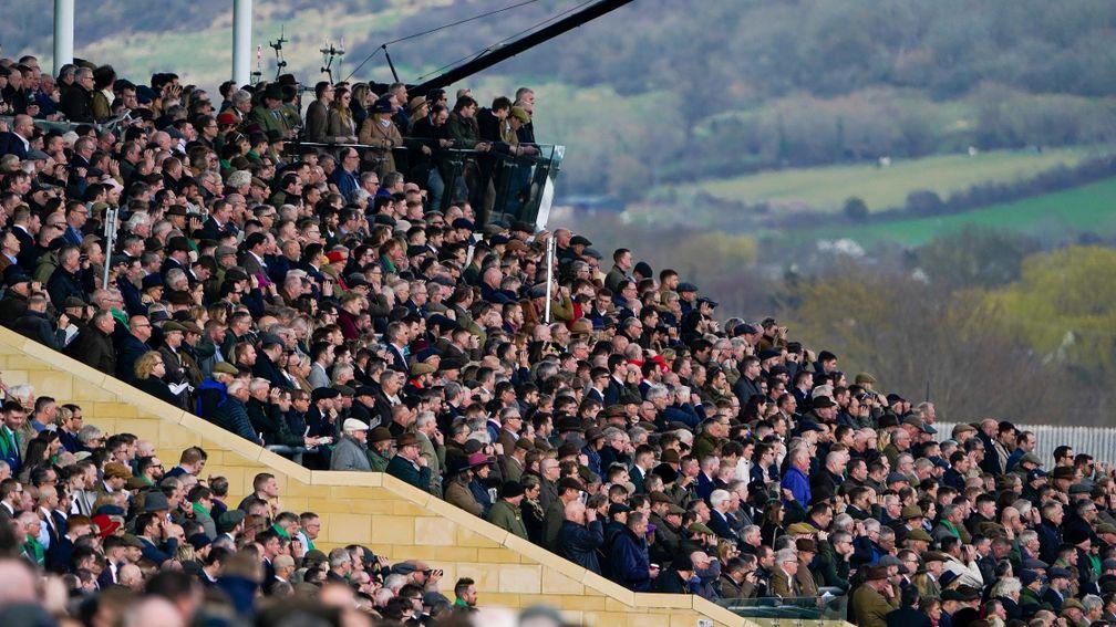 CHELTENHAM, ENGLAND - MARCH 17: A large crowd on day three of The Festival at Cheltenham Racecourse on March 17, 2022 in Cheltenham, England. (Photo by Alan Crowhurst/Getty Images)