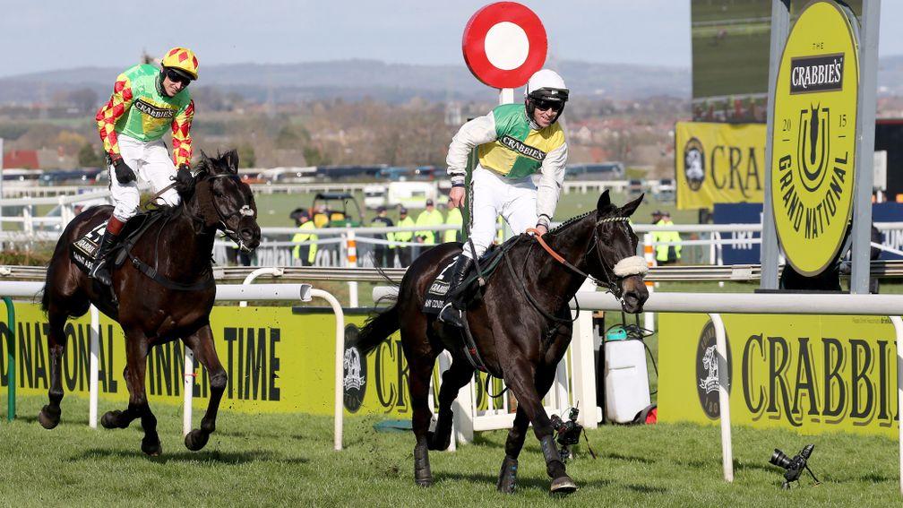Many Clouds winning the 2015 Grand National under Leighton Aspell