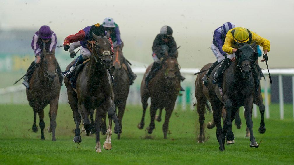 Tactical (red sleeves) confirms Windsor Castle form with Yazaman (yellow) on the July course