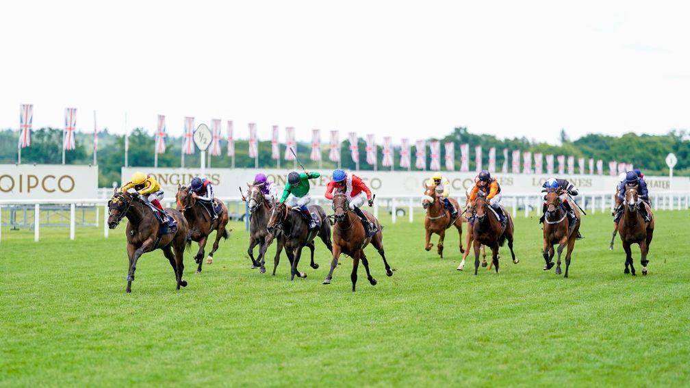 Campanelle and Frankie Dettori (yellow) win the Queen Mary at Royal Ascot