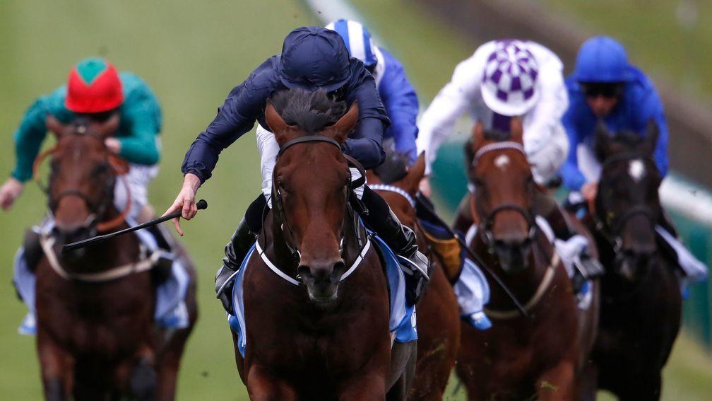 Air Force Blue wins 2015 Dewhurst Stakes at Newmarket