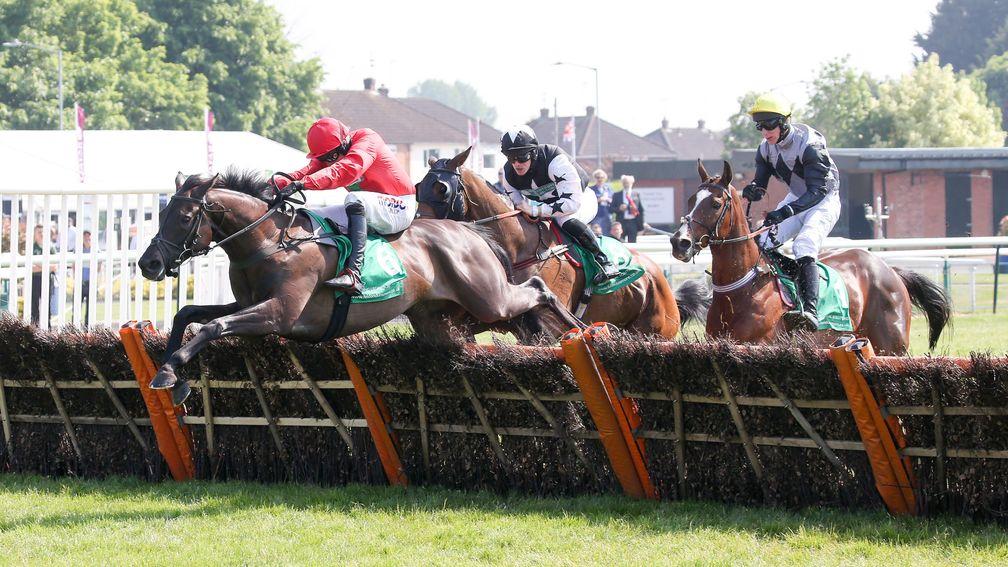 Mister Universum and Harry Sketon on their way to winning at Warwick in May