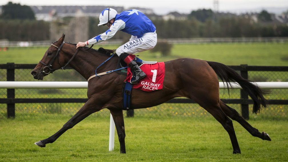 At full stretch: Airlie Beach claims success in the Ardilaun Hotel Oyster Stakes for Pat Smullen and Willie Mullins two years ago