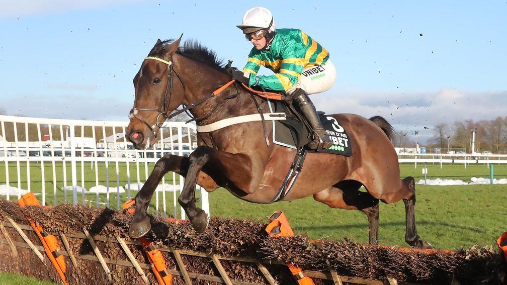 BUVEUR D'AIR and Nico de Boinville in the Unibet New One Hurdle at HAYDOCK PARK 23/1/21Photograph by Grossick Racing Photography 0771 046 1723