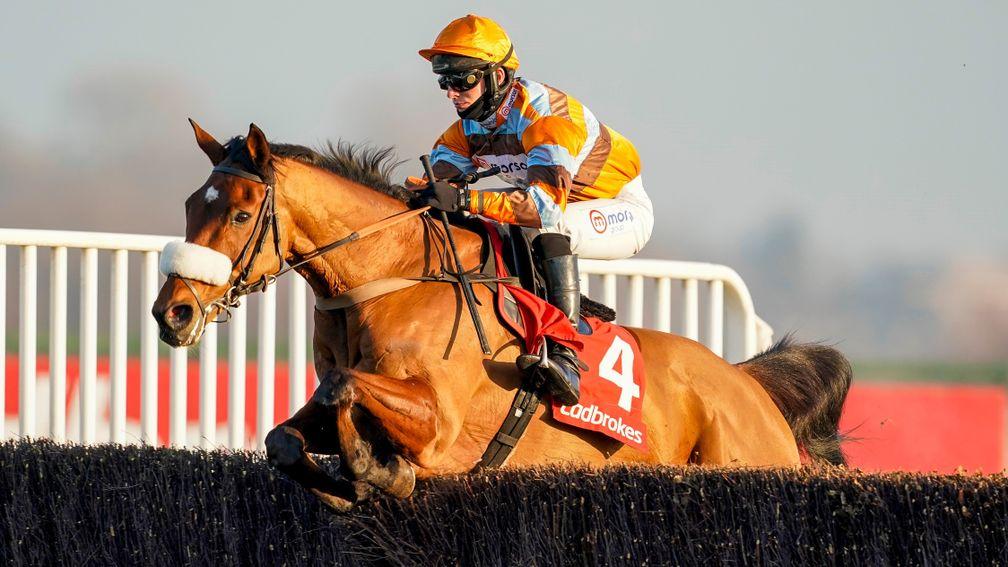 SUNBURY, ENGLAND - JANUARY 09: Harry Cobden riding Master Tommytucker on their way to winning The Ladbrokes Silviniaco Conti Chase at Kempton Park Racecourse on January 09, 2021 in Sunbury, England. Due to the Coronavirus pandemic, owners along with the p