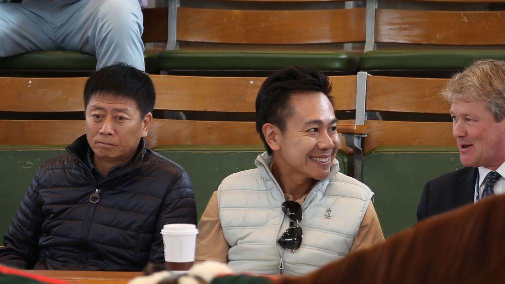 Zhang Yuesheng (left) secured De Medici for 95,000gns