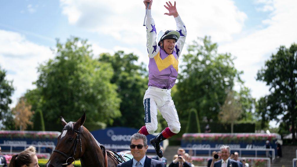 Frankie Dettori treated racegoers to a flying dismount