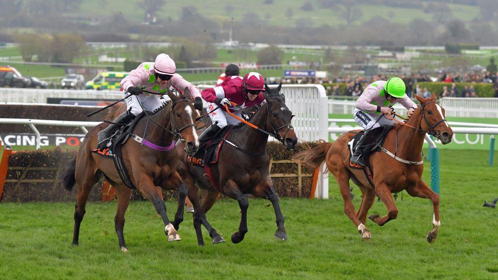 Apple's Jade (centre) gets the better of Limini (green cap) and Vroum Vroum Mag in the Mares' Hurdle