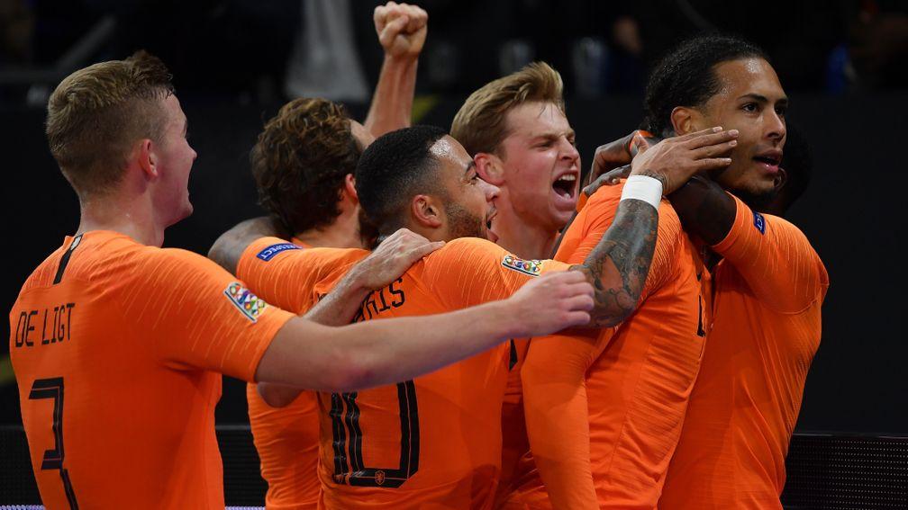 Holland celebrate reaching the Nations League semi-finals