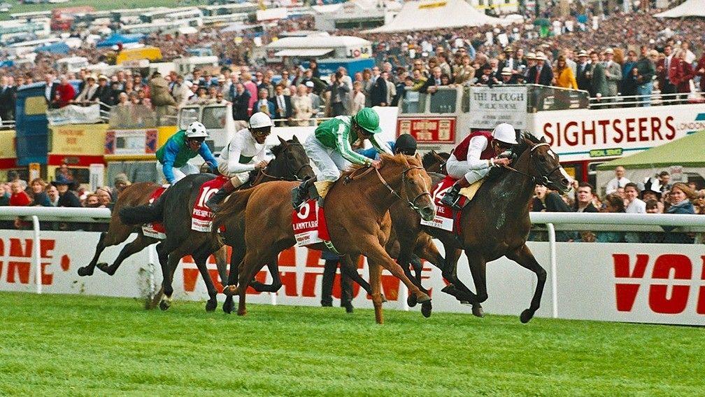 Lammtarra (green cap) sweeping to Derby glory at Epsom