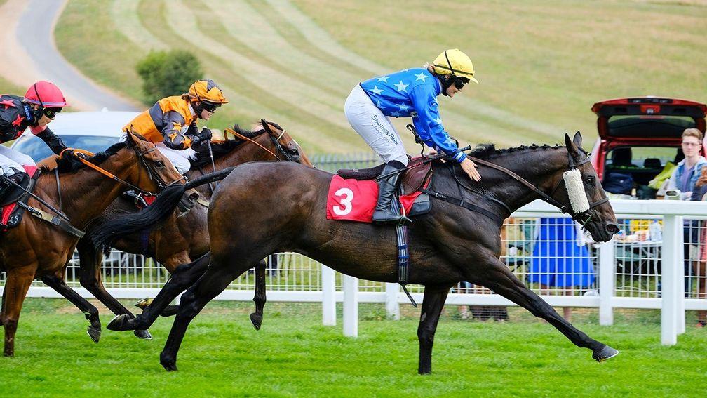 Tapis Libre comes away for another Epsom success