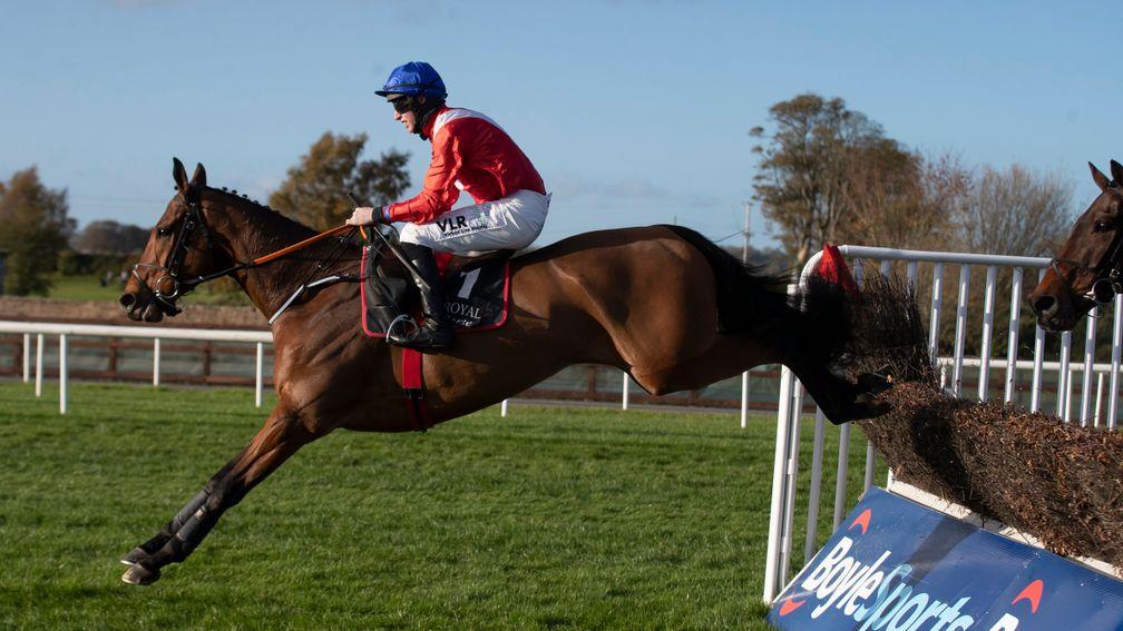 Envoi Allen and Jack Kennedy negate the final fence en route to a winning start over fences