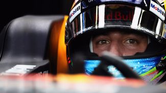Red Bull's Ricciardo can fly to Singapore pole